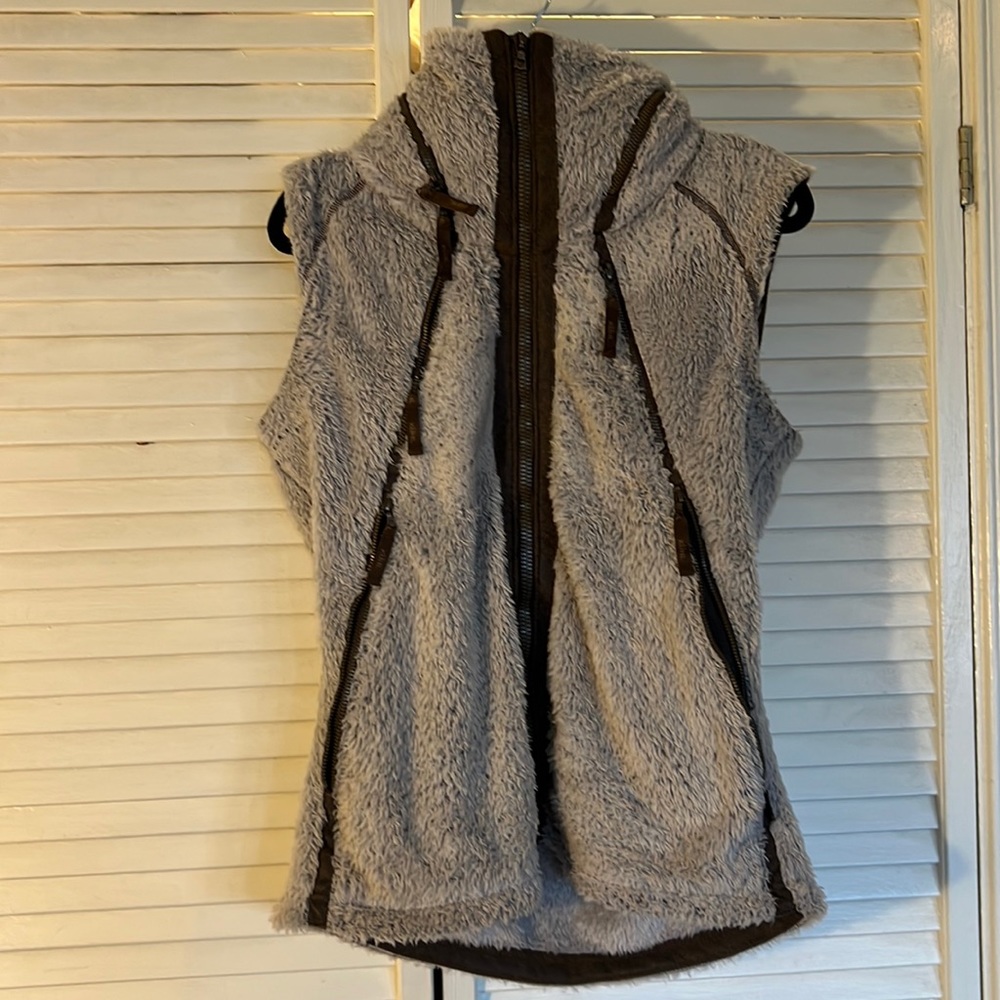 Kühl flight vest